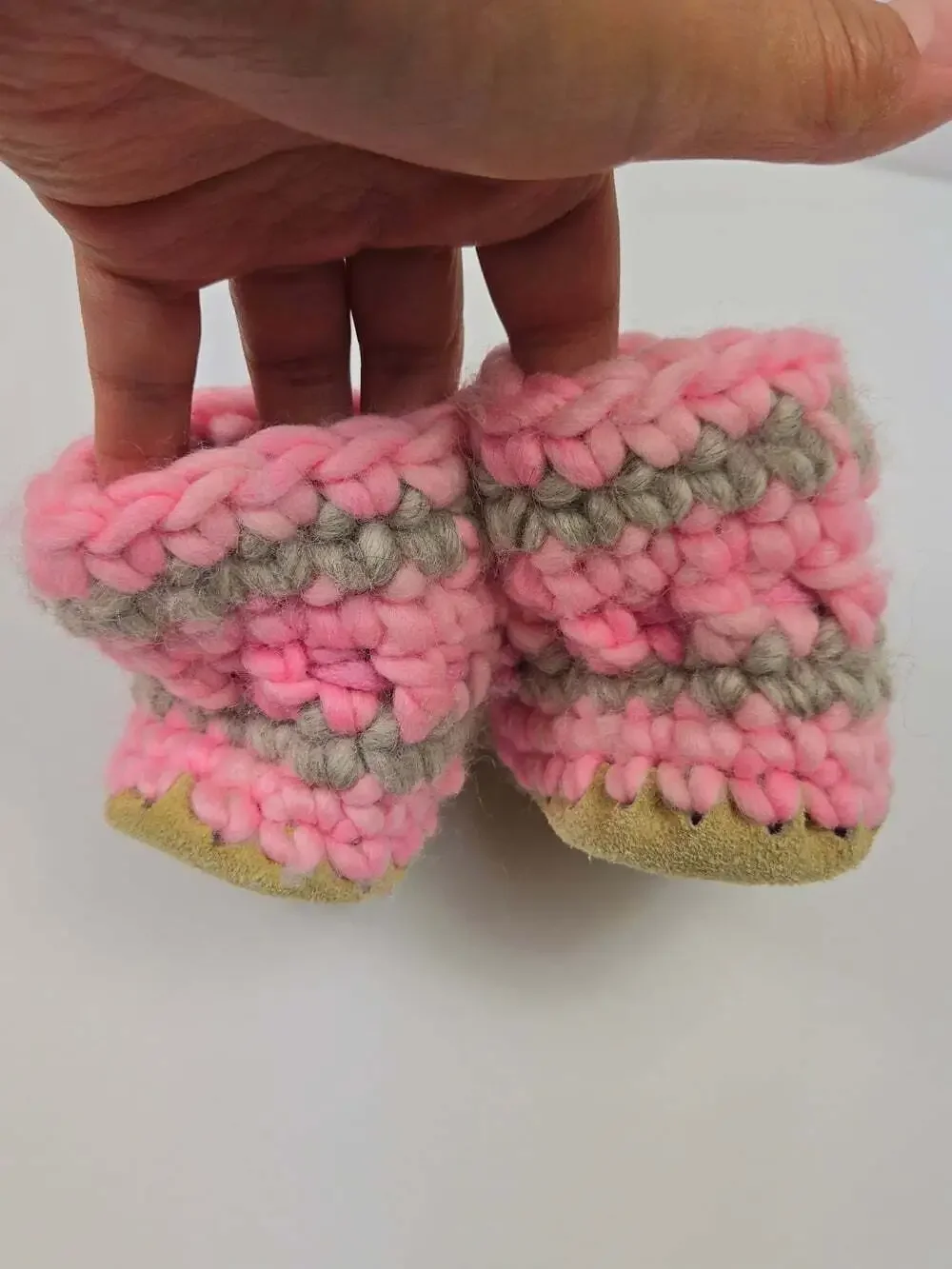 Padraig Cottage Toddler Wool Booties Size 5 - 5.5 Pink Gray Suede Sole NWOB